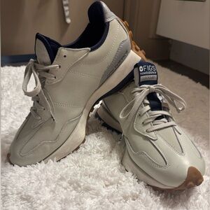 FIGS New Balance 327